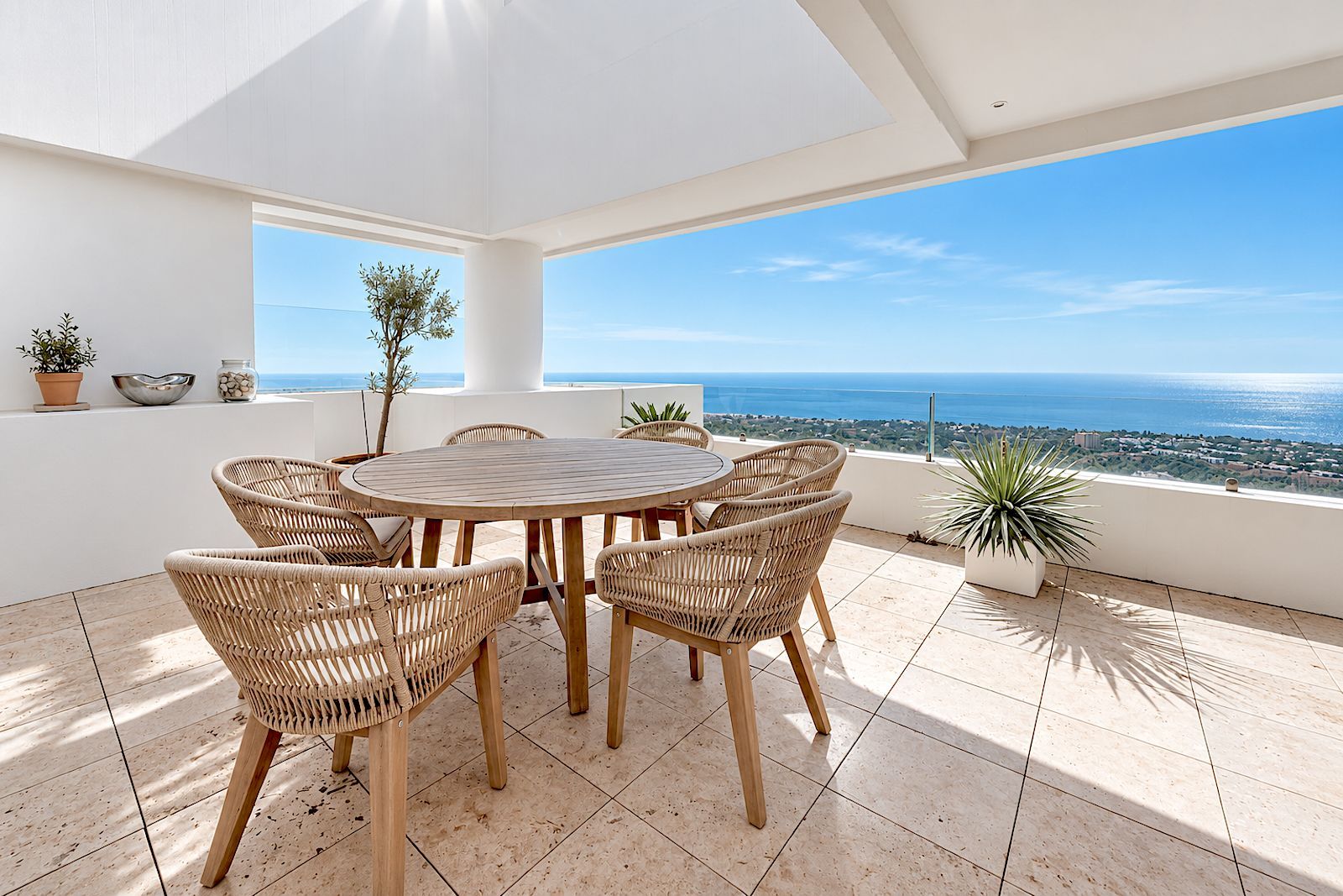 Duplex penthouse in Altos de los Monteros, Marbella
