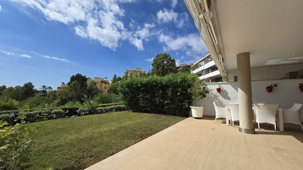 Garden apartment in Benahavís, photo 4