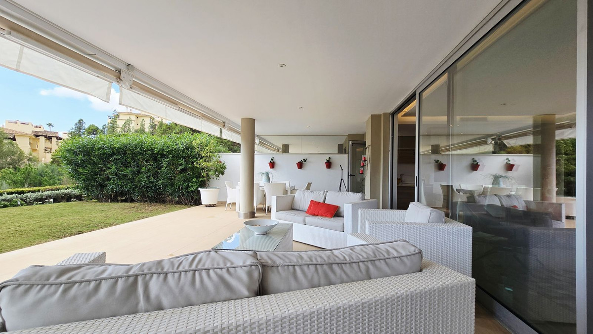 Garden apartment in Benahavís, photo 15