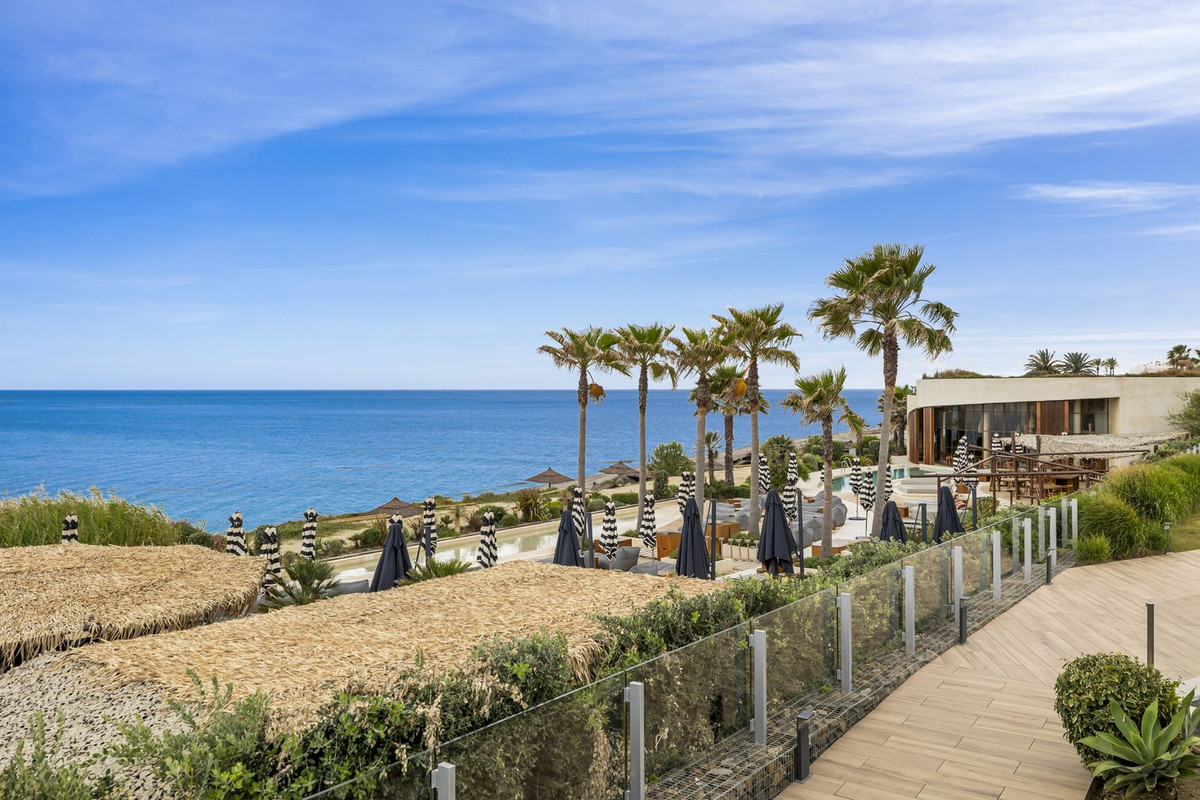 Garden apartment in Estepona, photo 4