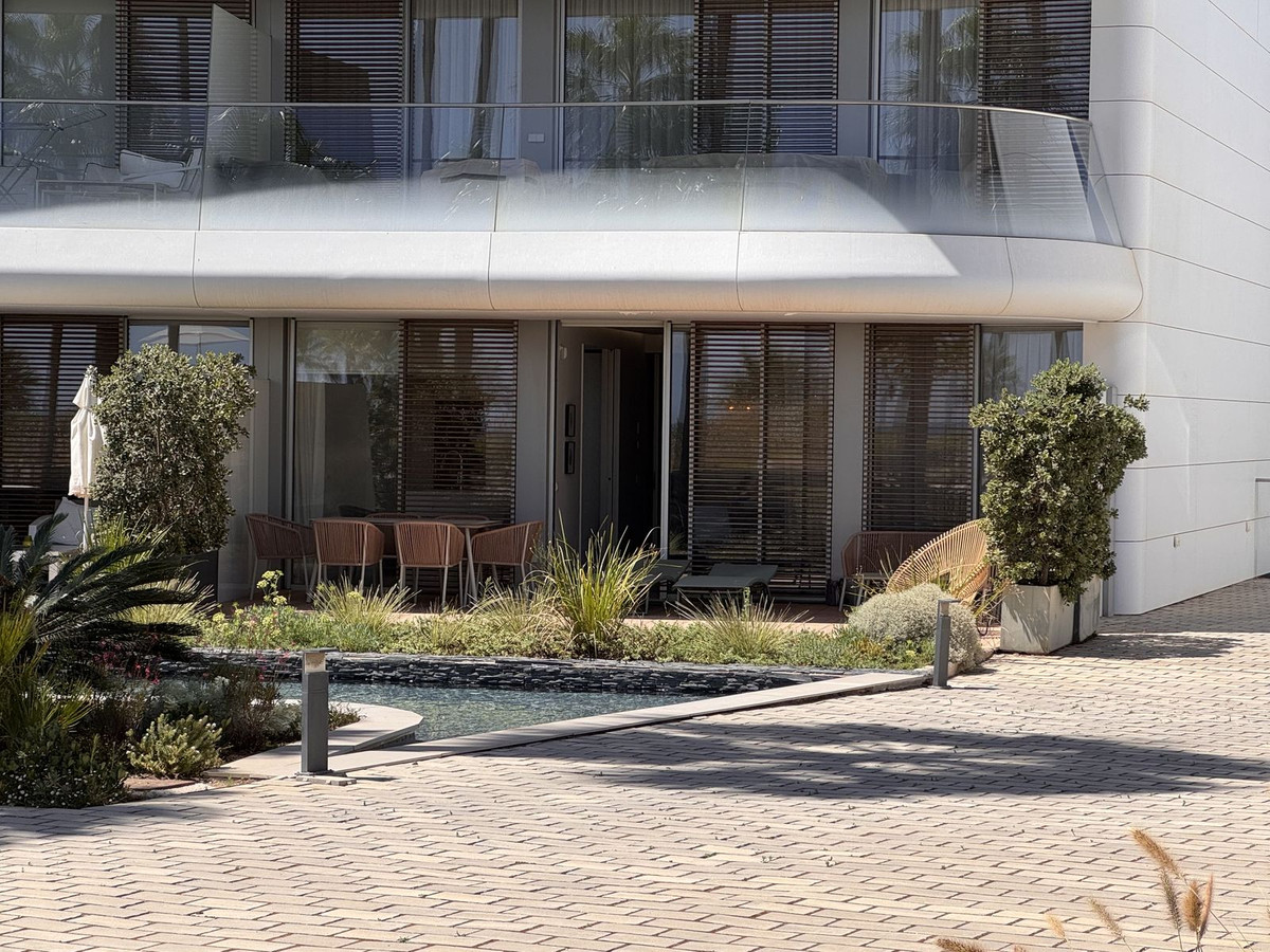Garden apartment in Estepona, photo 8
