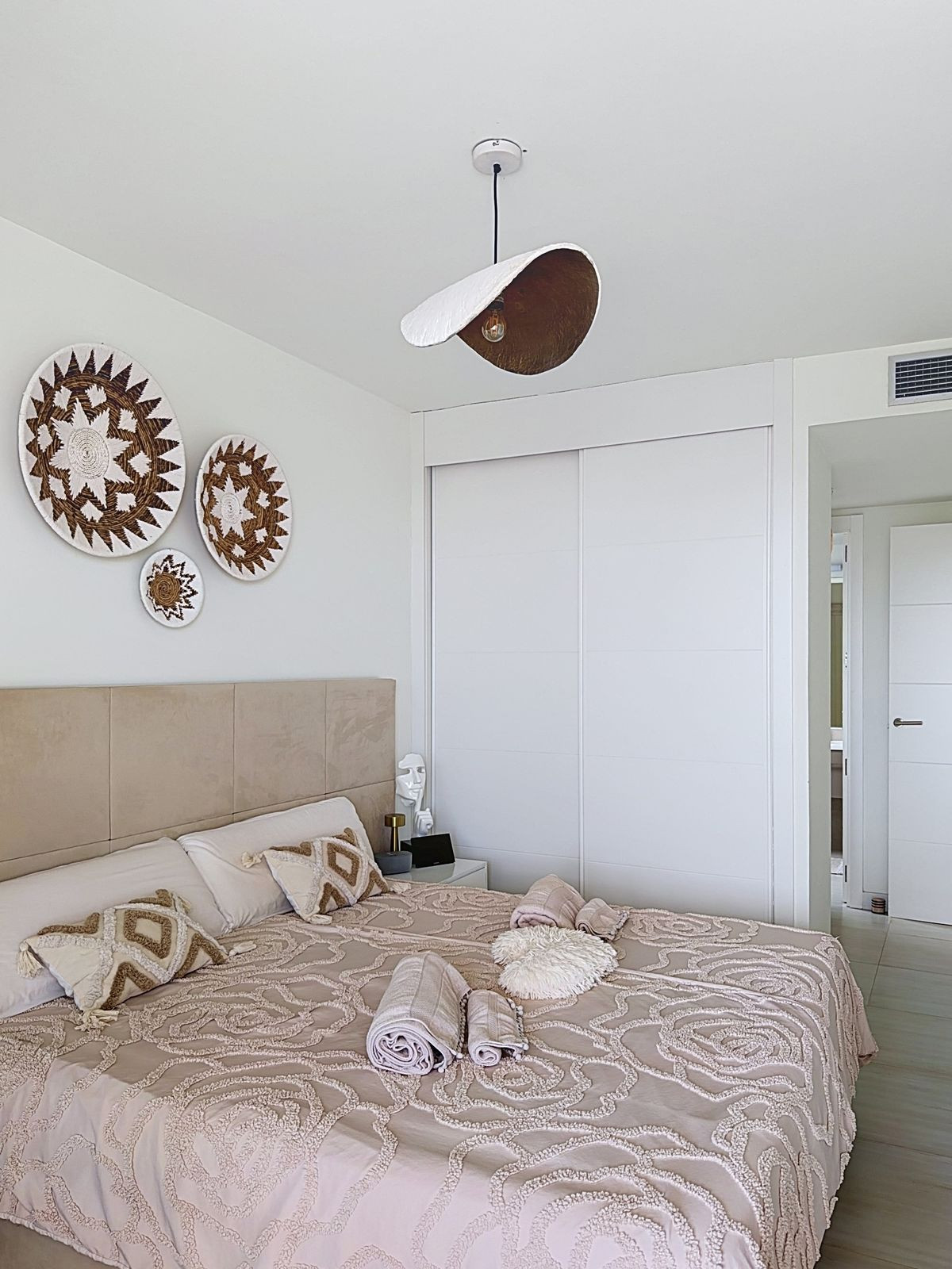 Corner apartment in Estepona, photo 21