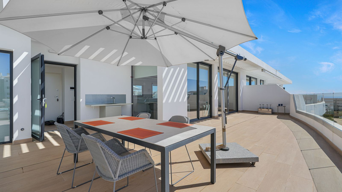 Penthouse in Higuerón, Fuengirola