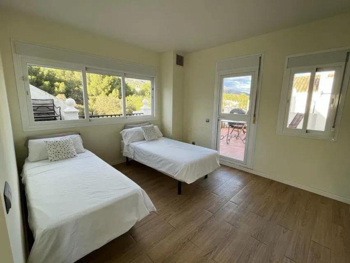 Duplex penthouse in Marbella, photo 15