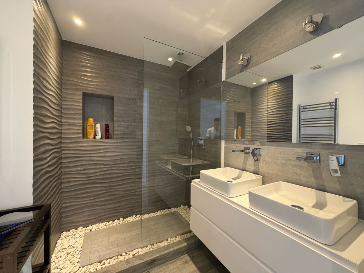 Apartment in Puerto Banús, Marbella