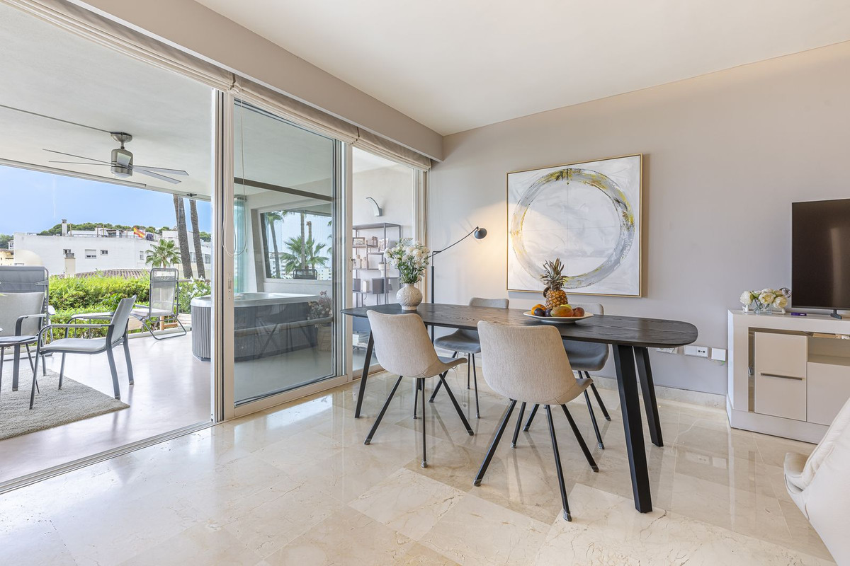 Apartment in Riviera del Sol, Mijas Costa